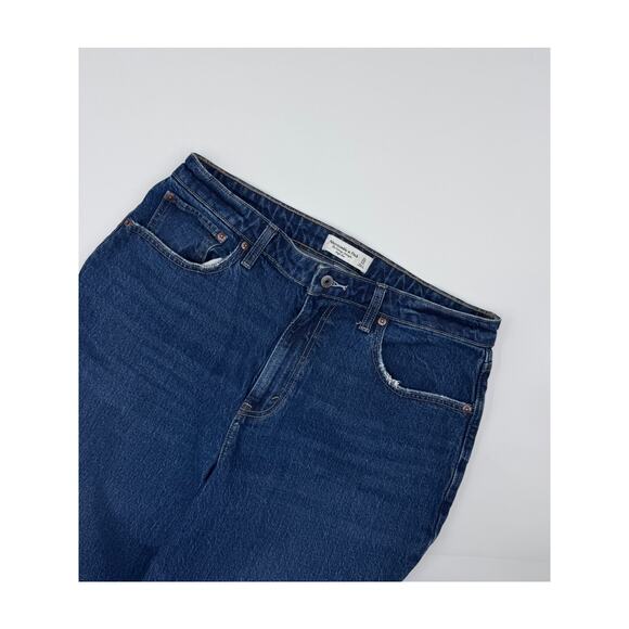 Abercrombie & Fitch High Rise Vintage Straight Jean Size 12 Curve Love - Picture 2 of 5